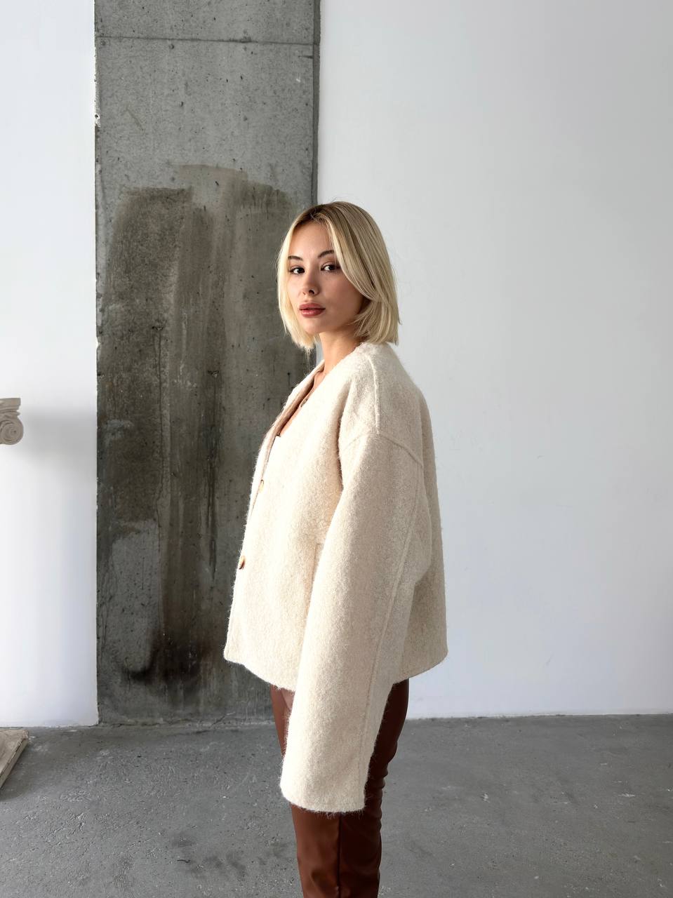 Oversized-Jacket in Weiss